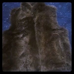 Women's Large/Xtra Large Faux Fur Vest